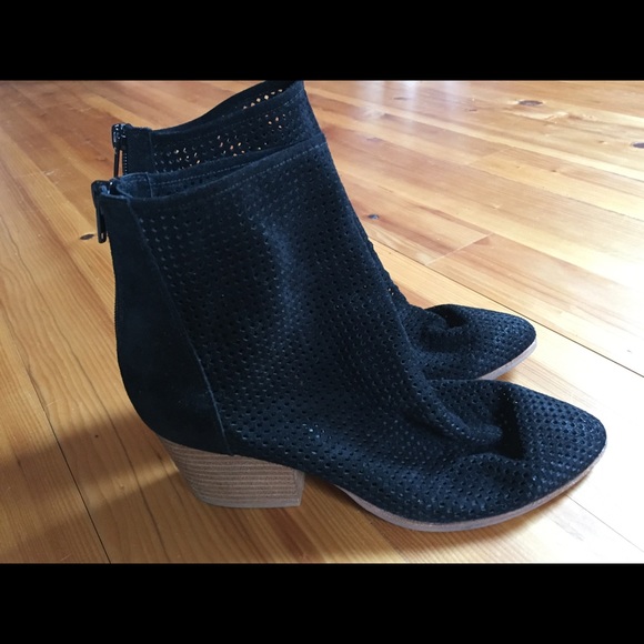 Jeffrey Campbell Janelle Black suede booties - Picture 9 of 9